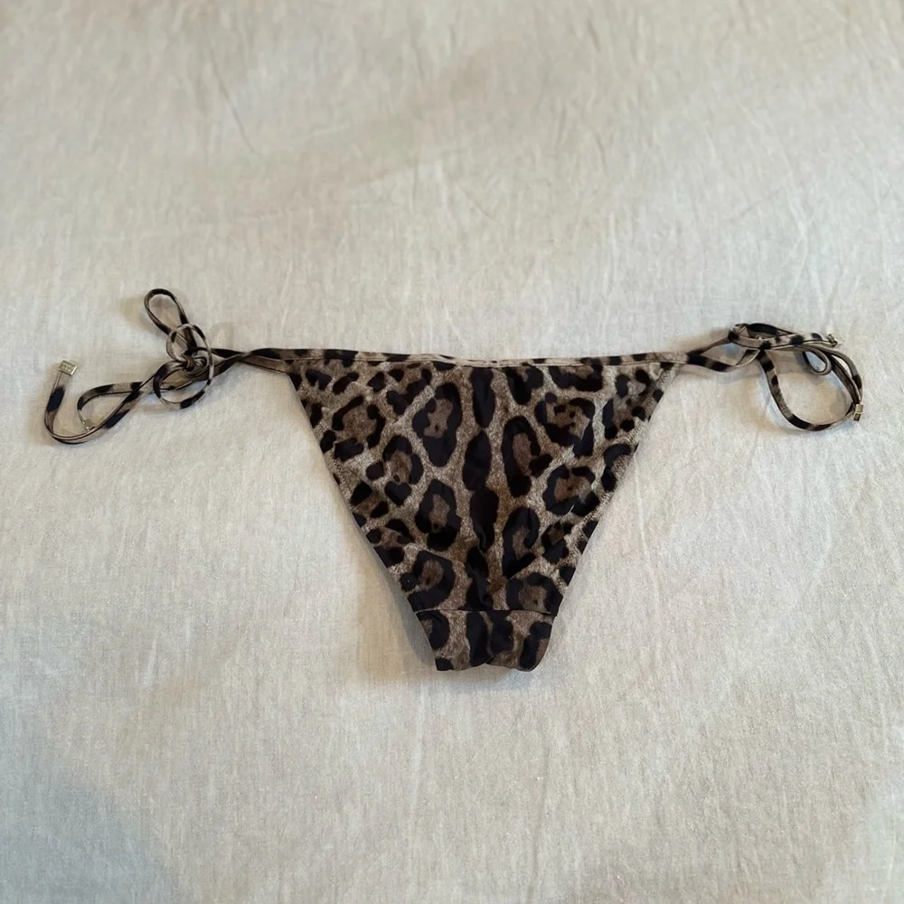 Dolce & Gabbana Leopard Print Bikini Bottoms - Picture 2 of 6